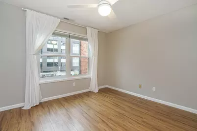 36 W Russell Street, Columbus, OH 43215 - Photo 20