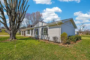 106 Ambey Ln, Vinton, OH 45686 - Photo 6