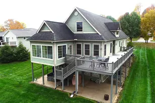 926 Fairway Dr, Howard, OH 43028 - Photo 2