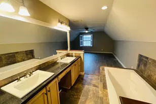 926 Fairway Dr, Howard, OH 43028 - Photo 22