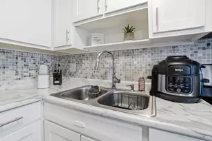 1905 Woodcrest Rd, Columbus, OH 43232 - Photo 14