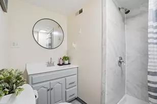 1905 Woodcrest Rd, Columbus, OH 43232 - Photo 26