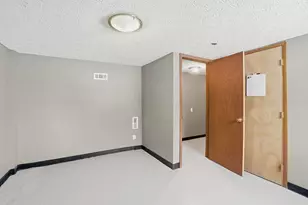 1905 Woodcrest Rd, Columbus, OH 43232 - Photo 28