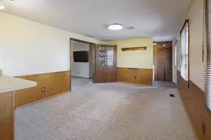 538 N Clayton St, Centerburg, OH 43011 - Photo 6