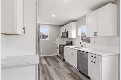 1784 S Champion Avenue, Columbus, OH 43207 - Photo 6