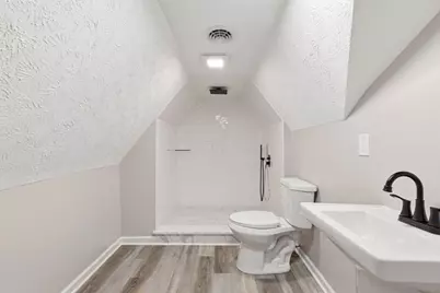 1784 S Champion Avenue, Columbus, OH 43207 - Photo 18