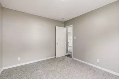 1784 S Champion Avenue, Columbus, OH 43207 - Photo 12