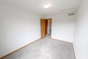 3847 Pendent Ln, Columbus, OH 43207 - Photo 18
