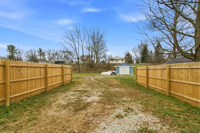 329 W High Street, Mount Gilead, OH 43338 - Photo 32