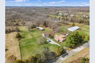 357 N B & K Road, Sunbury, OH 43074 - Photo 2