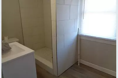 1070 E 16th Avenue, Columbus, OH 43211 - Photo 8