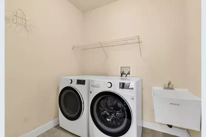 1915 Teakwood Drive, Ontario, OH 44906 - Photo 14