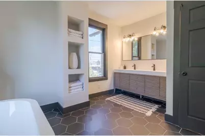 295 E 5th Avenue, Columbus, OH 43201 - Photo 34