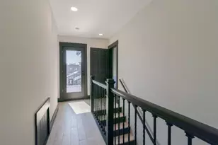 295 E 5th Ave, Columbus, OH 43201 - Photo 22