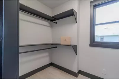 295 E 5th Avenue, Columbus, OH 43201 - Photo 32