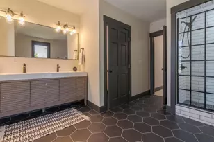 295 E 5th Ave, Columbus, OH 43201 - Photo 38