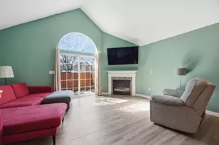 7041 Greensview Village Dr, Canal Winchester, OH 43110 - Photo 6