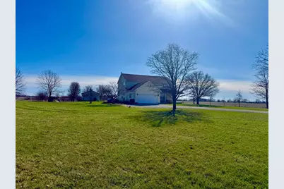 22362 Alkire Road, Circleville, OH 43113 - Photo 2