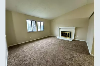 6518 Centennial Drive, Reynoldsburg, OH 43068 - Photo 2