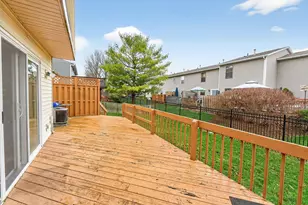 900 Pebblelane Dr, Columbus, OH 43085 - Photo 36