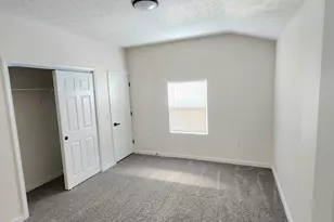 1049 Harmon Ave, Columbus, OH 43223 - Photo 4