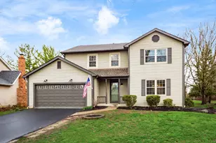 3873 Tweedsmuir Dr, Columbus, OH 43221 - Photo 2