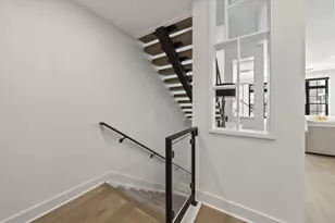 318 Cornelius St, Columbus, OH 43215 - Photo 50