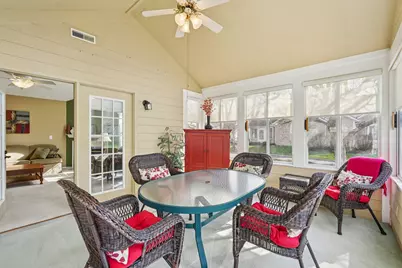 6370 Pinehurst Pointe, Westerville, OH 43082 - Photo 12