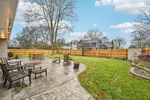 8207 Copperfield Dr, Columbus, OH 43235 - Photo 30