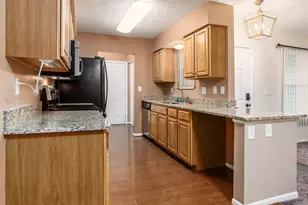 539 S Market St, Lithopolis, OH 43136 - Photo 12