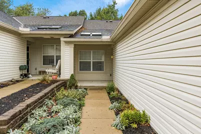 539 S Market Street, Lithopolis, OH 43136 - Photo 2