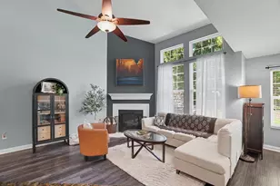 5017 Calais Dr, Columbus, OH 43221 - Photo 8