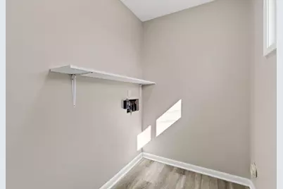 102 Redmond Road, Columbus, OH 43228 - Photo 16