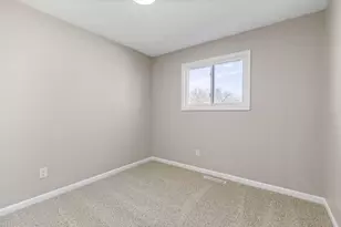 102 Redmond Rd, Columbus, OH 43228 - Photo 10