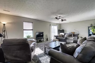 115 Weeping Willow Ln, Etna, OH 43068 - Photo 8