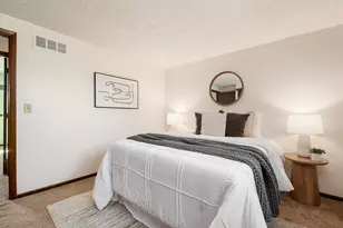 6546 Birch Park Dr, Galloway, OH 43119 - Photo 4