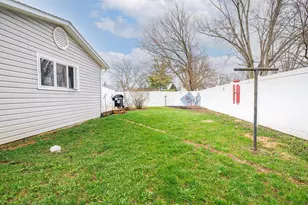 777 Celine Ct, West Jefferson, OH 43162 - Photo 22