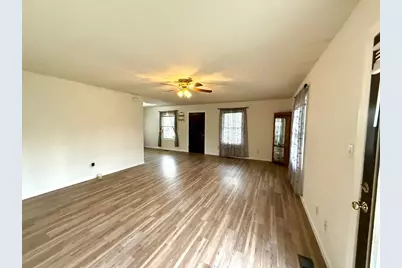 108 W Concord Lane, Bloomingburg, OH 43106 - Photo 10