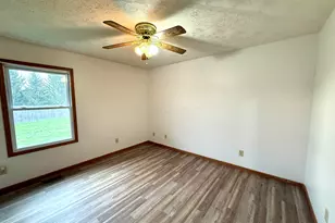 108 W Concord Ln, Bloomingburg, OH 43106 - Photo 14