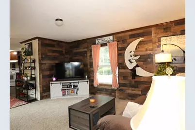 248 Thorn Locust Lane, London, OH 43140 - Photo 1