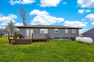 5586 N State Route 22, Somerset, OH 43783 - Photo 10