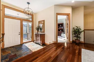 5600 Caplestone Ln, Dublin, OH 43017 - Photo 6