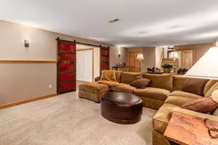 5600 Caplestone Ln, Dublin, OH 43017 - Photo 40