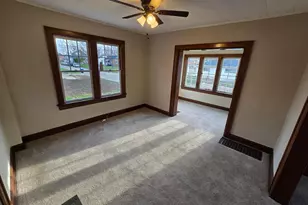 2570 E 5th Ave, Columbus, OH 43219 - Photo 12