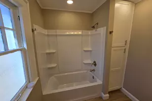 2570 E 5th Ave, Columbus, OH 43219 - Photo 8