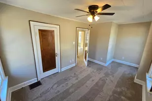 2570 E 5th Ave, Columbus, OH 43219 - Photo 20