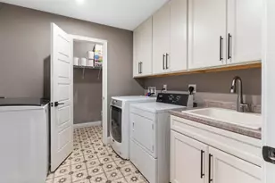 8458 Chesapeake Way NW, Pickerington, OH 43147 - Photo 22