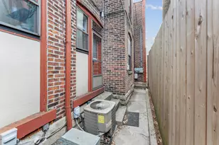 915 Dennison Ave, Columbus, OH 43201 - Photo 32