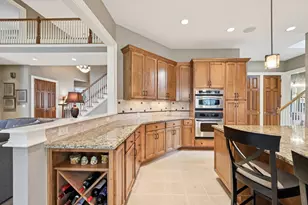 6045 Medallion Dr W, Westerville, OH 43082 - Photo 20