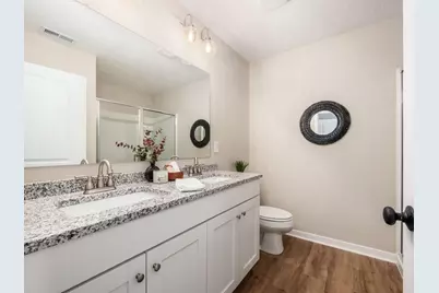 352 Postle Boulevard, Columbus, OH 43228 - Photo 18